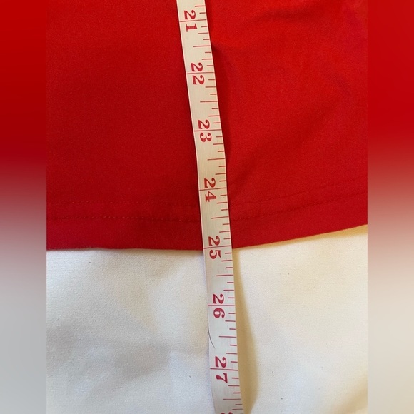 Not a morning person size medium “Hot mess and doing my best” tank top - Picture 11 of 11